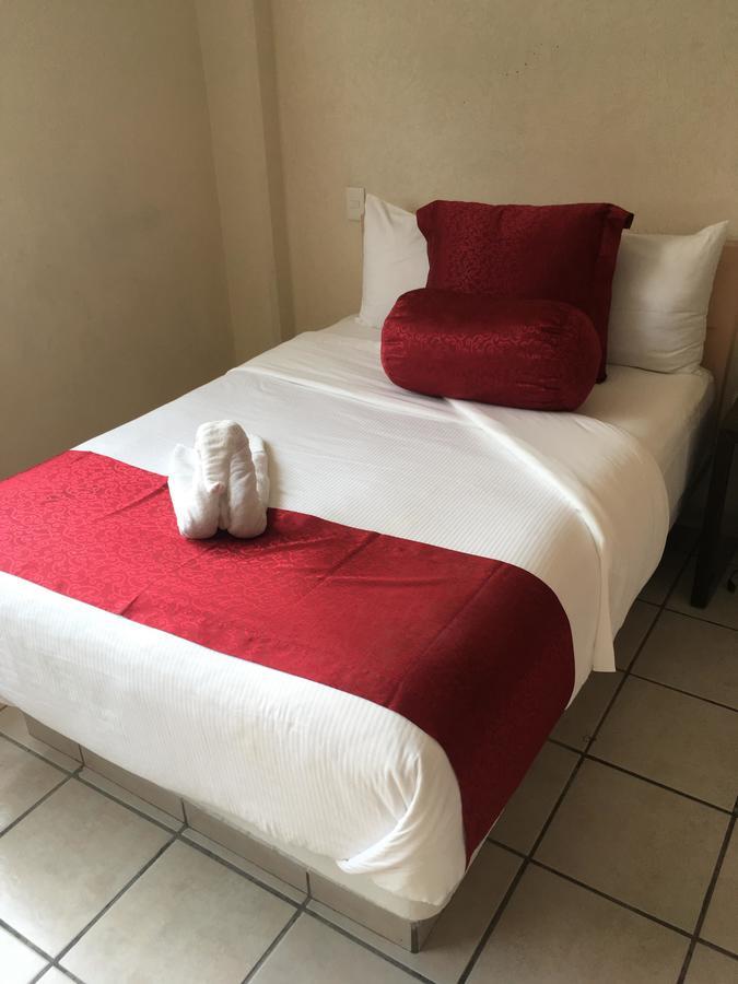 Hotel St. Angel Chilpancingo de los Bravos ภายนอก รูปภาพ